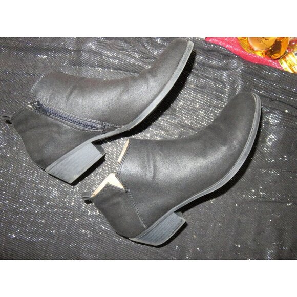 Solely Black Leather Zip Ankle Boots size 9 sleek - Picture 6 of 11